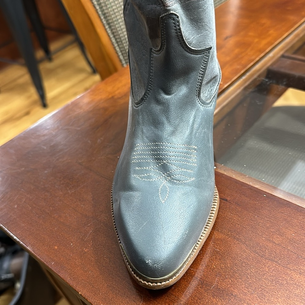 Vintage grey leather phoenix embroidered stitched cowgirl boots with wooden heel - Picture 9 of 12